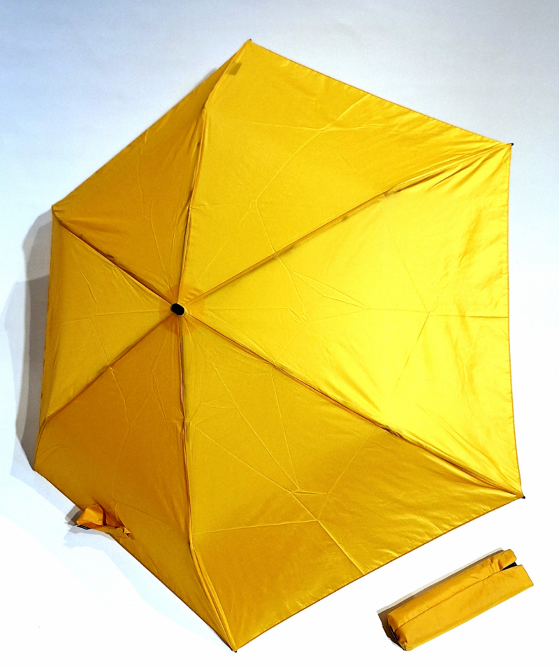 Parapluie pliant 050 Knirps mini plat & super léger 115g - Uni curry & solide