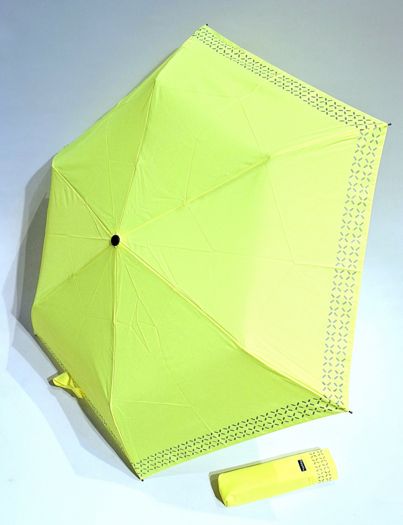 Parapluie ultra léger 140 g Plume mini manuel uni Jaune Fiber Cross néon - Solide & pas cher /Doppler