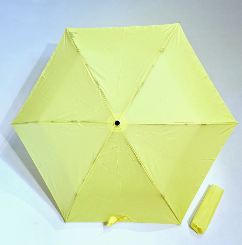 Parapluie PLUME pliant fin uni jaune manuel - Super léger 100 g & Pas cher - Neyrat